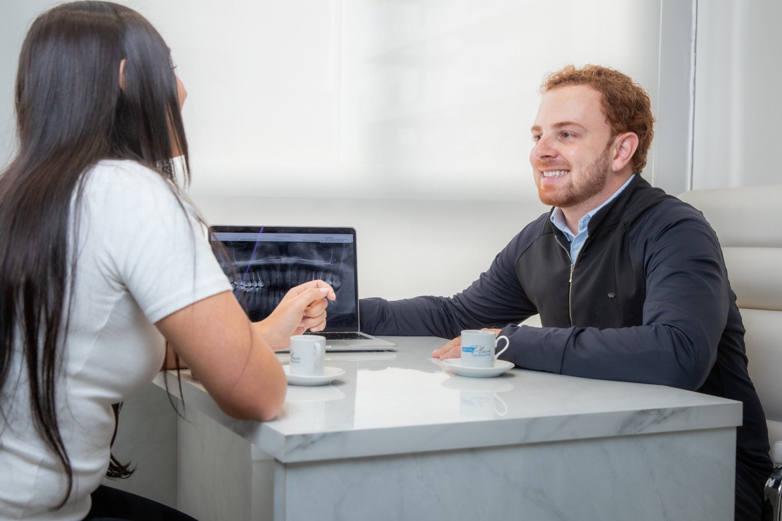Atendimento na Dental Place Tratamentos Odontológicos